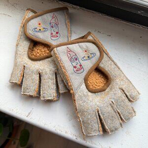Vivienne Westwood Clown Orb Fingerless Gloves